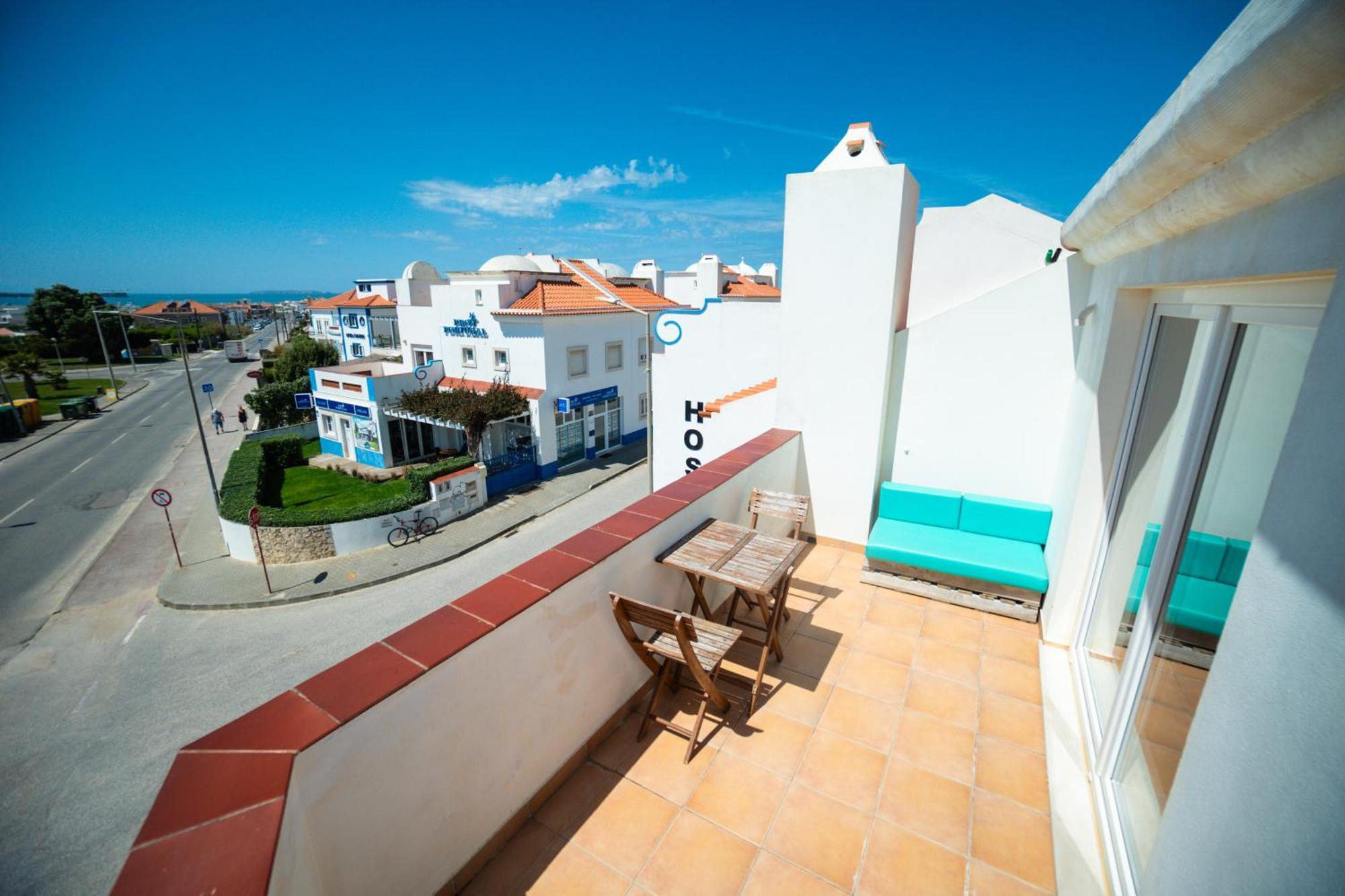 Alex Surf Hostel Đảo Đảo Baleal Ngoại thất bức ảnh