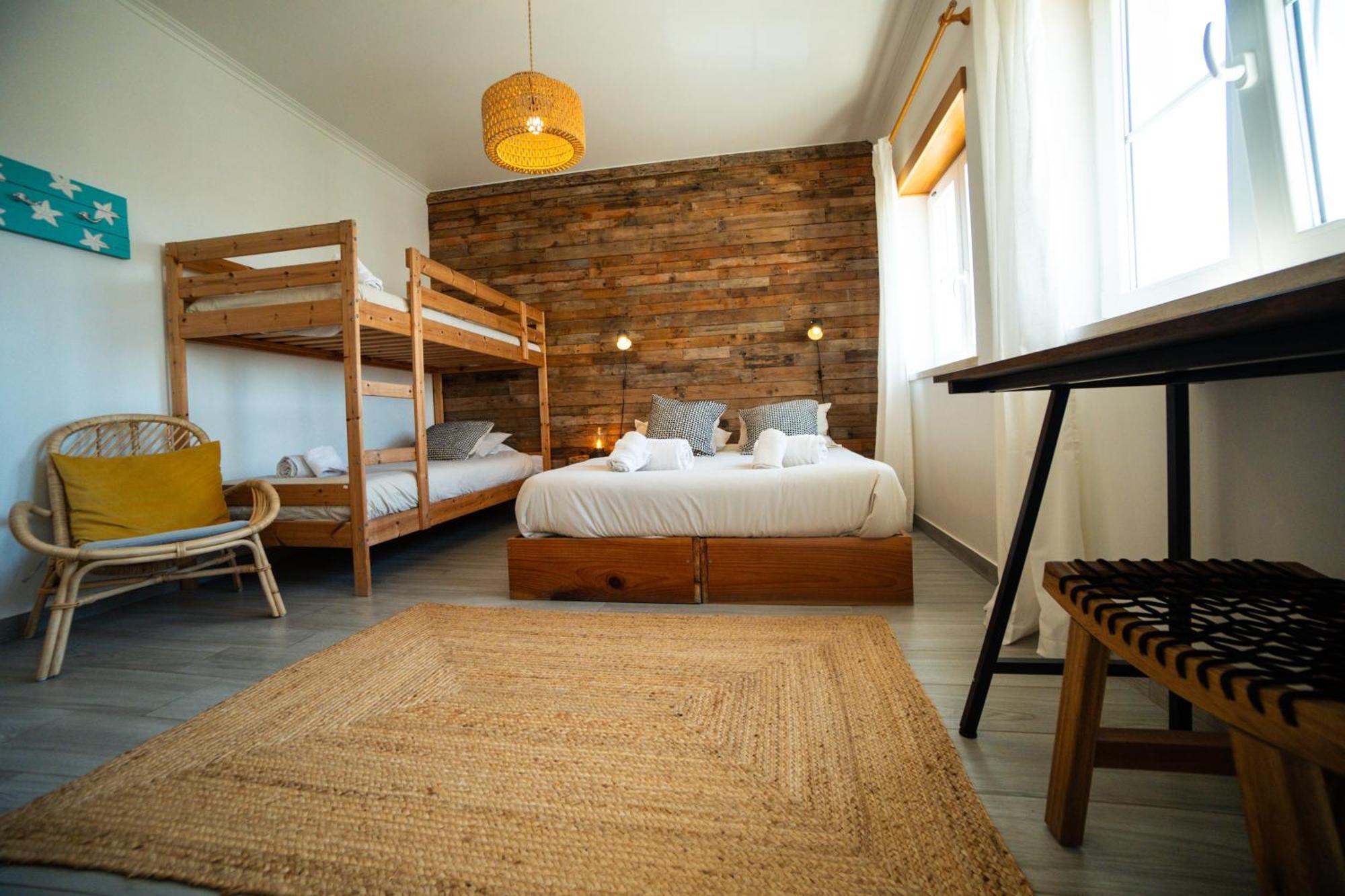 Alex Surf Hostel Đảo Đảo Baleal Ngoại thất bức ảnh