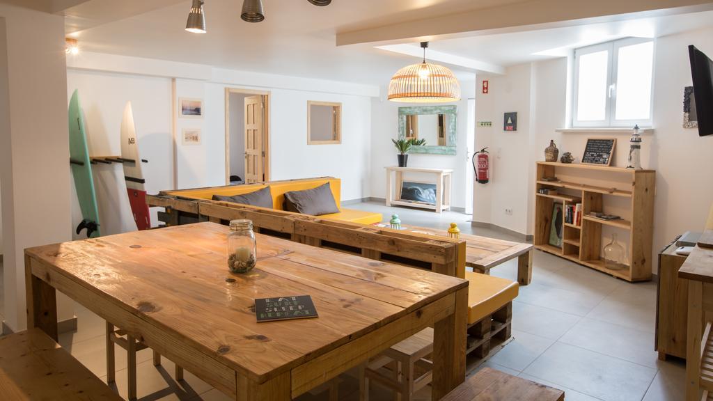 Alex Surf Hostel Đảo Đảo Baleal Ngoại thất bức ảnh