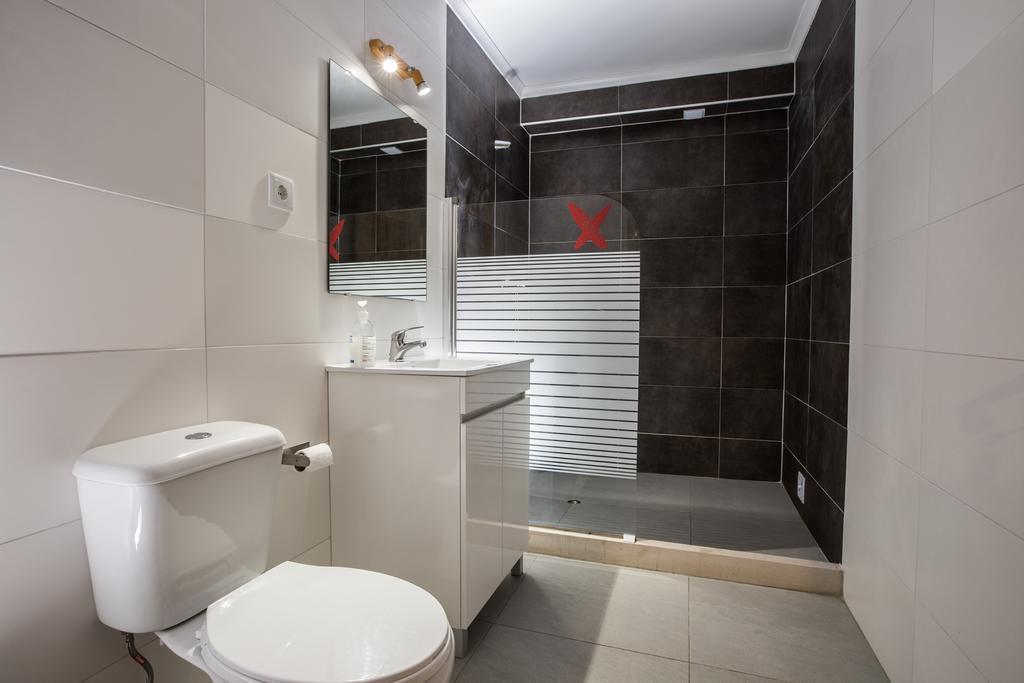 Alex Surf Hostel Đảo Đảo Baleal Ngoại thất bức ảnh