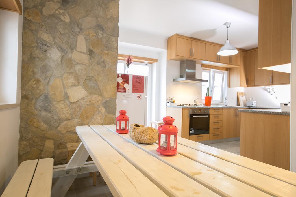 Alex Surf Hostel Đảo Đảo Baleal Ngoại thất bức ảnh